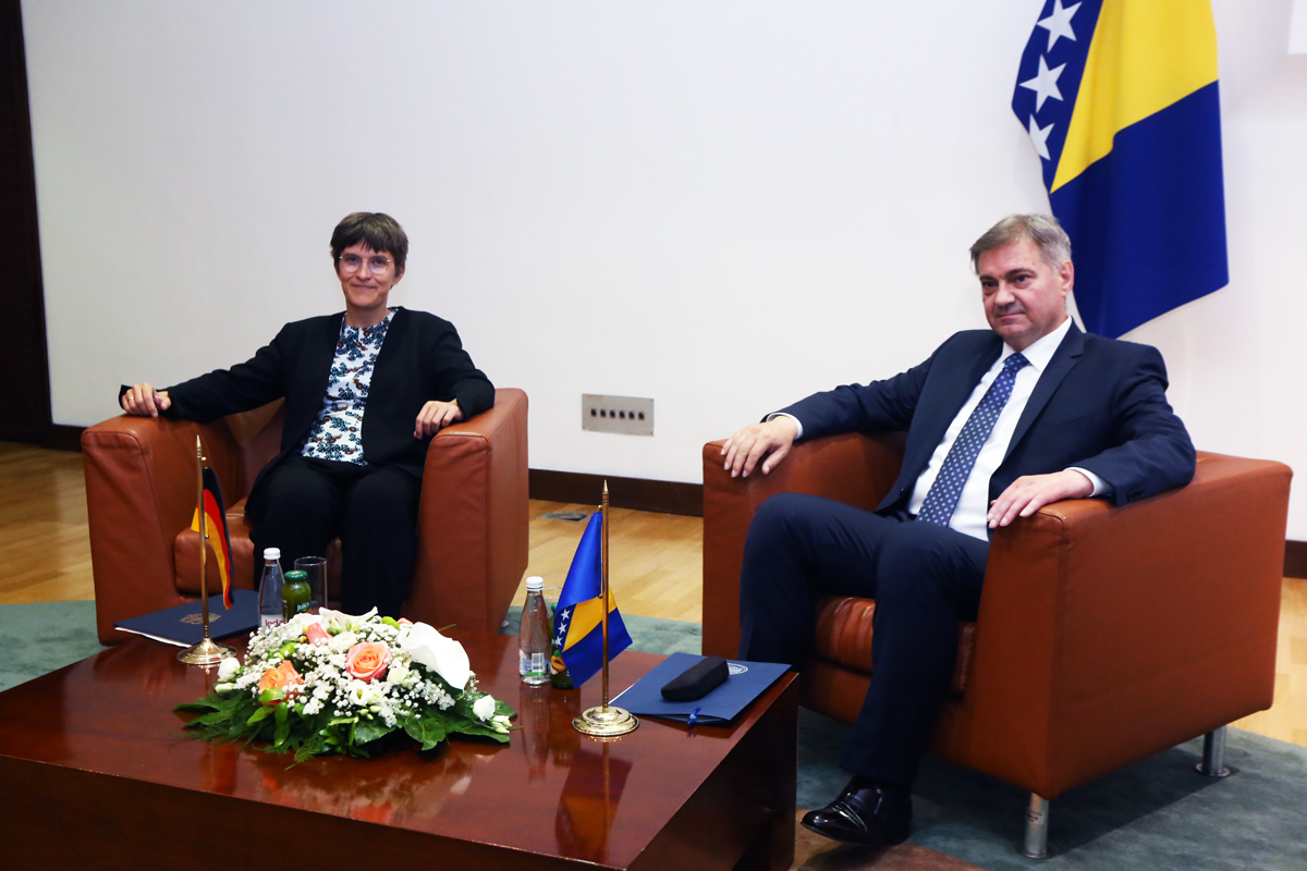 Speaker of the PABiH House of Representatives Dr Denis Zvizdić met with the Minister of State for Europe and Climate at Germany’s Federal Foreign Office 